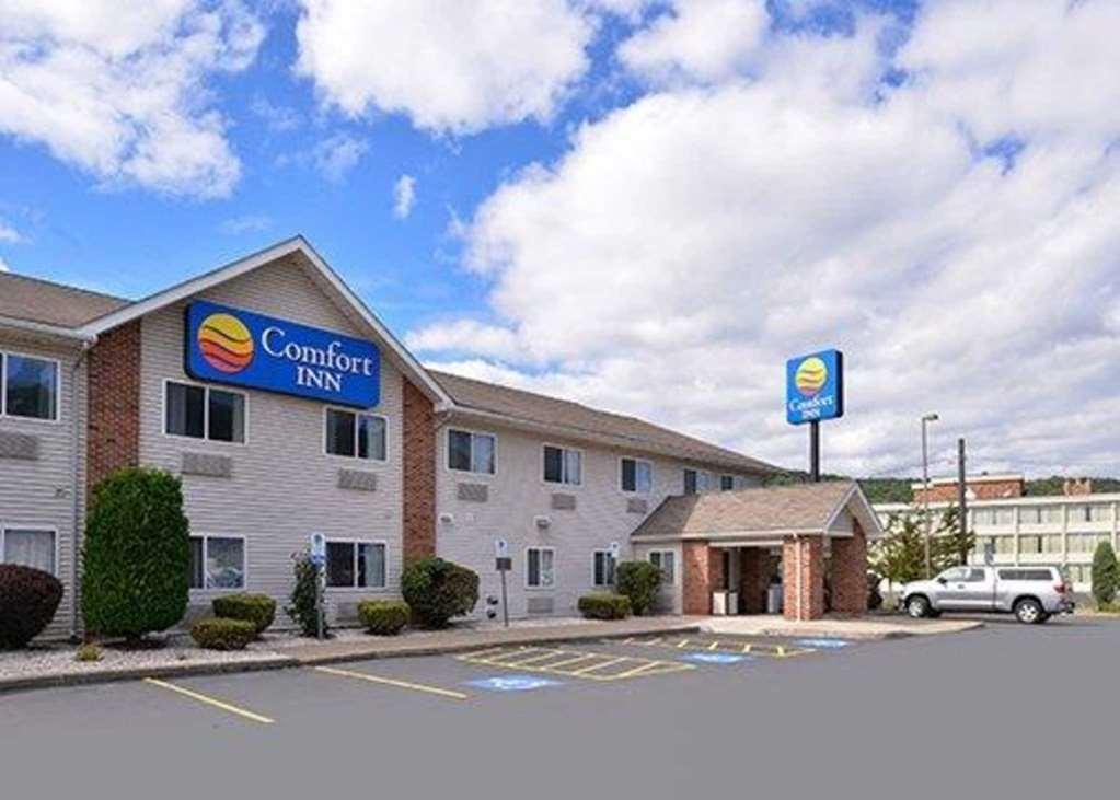 Quality Inn & Suites Bradford Eksteriør billede