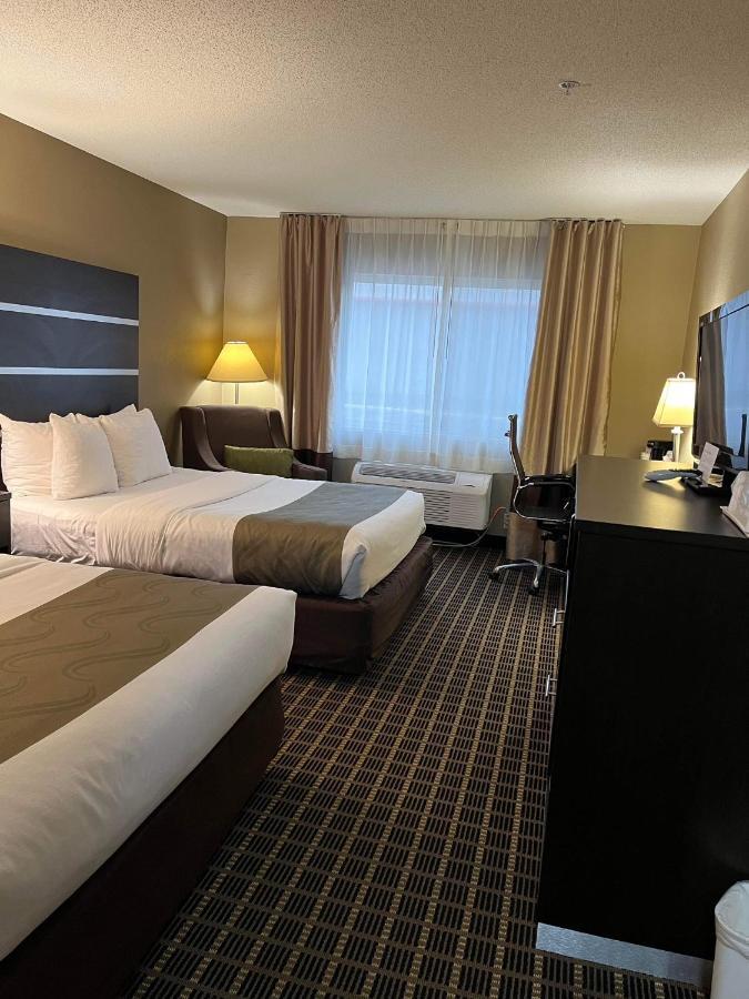 Quality Inn & Suites Bradford Eksteriør billede
